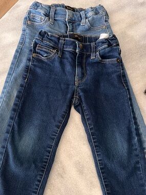 Quince Toddler Jeans Bundle 2T Light Wash + Dark Wash Set of 2